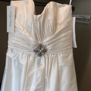 NWT Silk Wedding Dress 💍